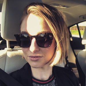 Meet your Posher, Rachel